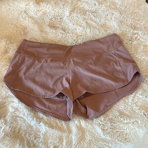 Lululemon Speed Up Low Rise Shorts 2.5” inseam size 8
